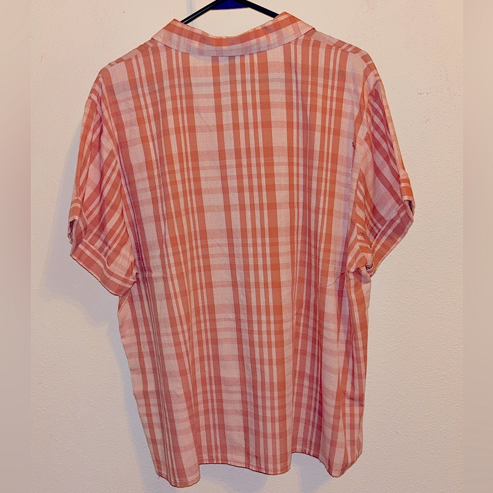 NWT Universal Threads Top Camp Shirt - Picture 2 of 5